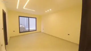 الصورة 3 من 12