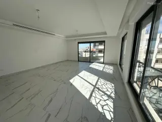 الصورة 5 من 12