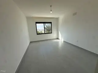 الصورة 12 من 12