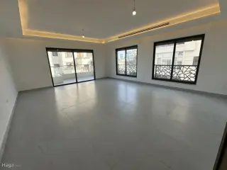 الصورة 1 من 12