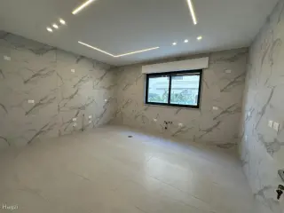 الصورة 6 من 12