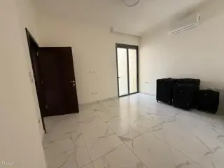 الصورة 9 من 11