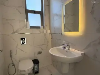 الصورة 2 من 11