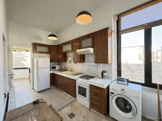 Photograph 10 of 11