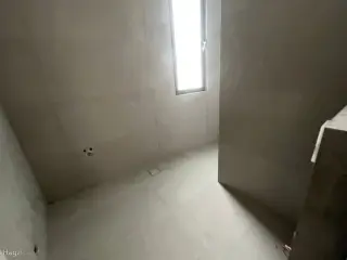 الصورة 10 من 12