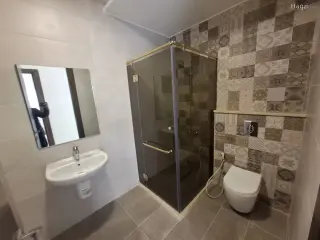 Photograph 2 of 11