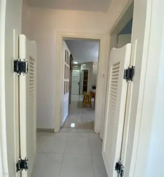 Photograph 2 of 12