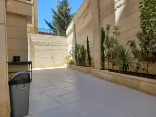 الصورة 2 من 12
