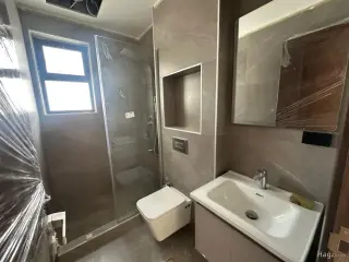 Photograph 3 of 5