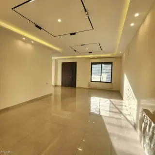 الصورة 3 من 12