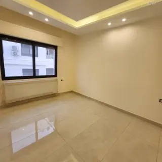 الصورة 1 من 12