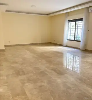 الصورة 10 من 12