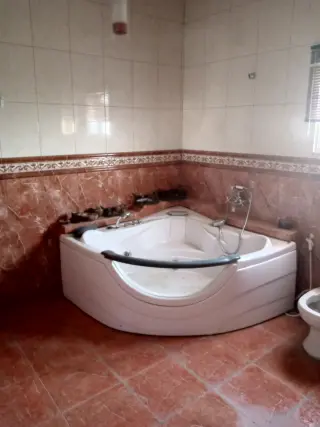 Villa for rent in Airport Road – photo 12