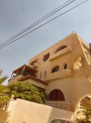 شقة للبيع في Iskan Al Batrawi – صورة 3