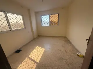 شقة للبيع في Wadi Al Hajar