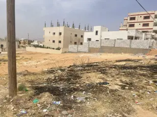 Land for sale in Al Hashemieh