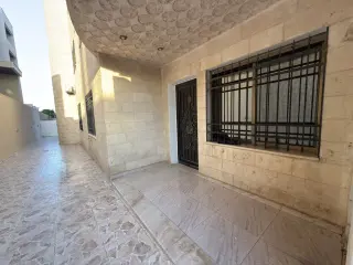 Apartment for sale in Al Rahebat Al Wardiah – photo 6