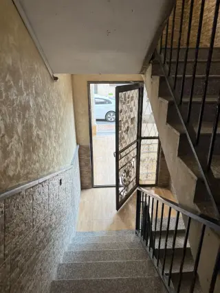 شقة للبيع في Irbid Mall – صورة 12