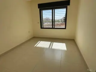 الصورة 6 من 12