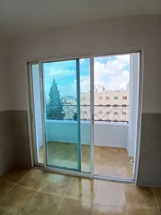 Apartment for rent in University Street – photo 3