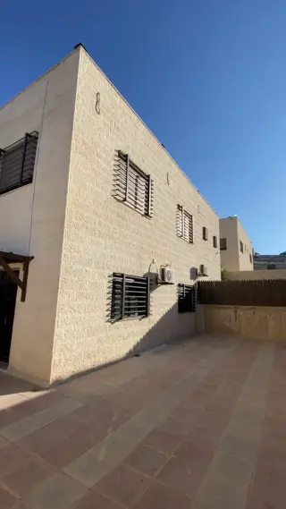 شقة للإيجار في Al Husn – صورة 3