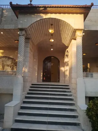 Villa for rent in Al Hay Al Sharqy – photo 2