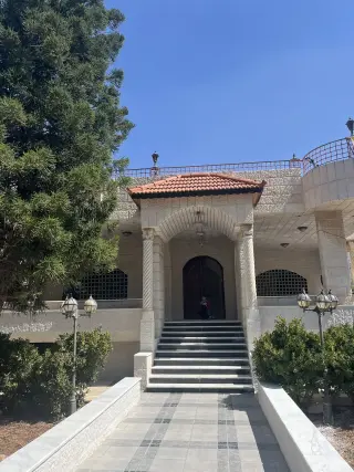 Villa for rent in Al Hay Al Sharqy