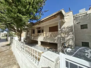 Villa for rent in Behind Safeway