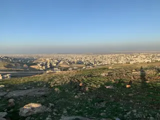 أرض للبيع في Al Husn
