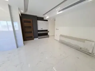 الصورة 5 من 12