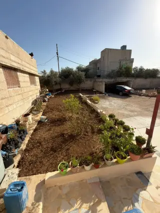 أرض للبيع في Bait Ras – صورة 9