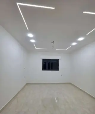 Apartment for sale in Al Sakaneyeh 9 – photo 3