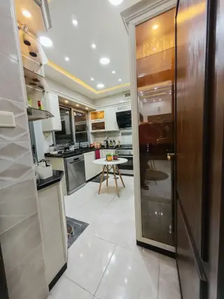 Apartment for sale in Al Sakaneyeh 5 – photo 9