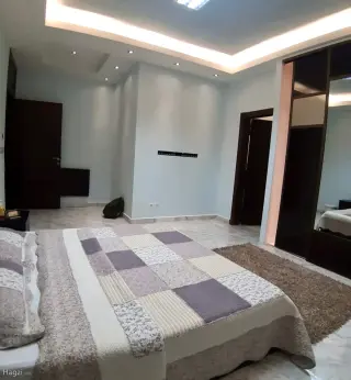 الصورة 3 من 12