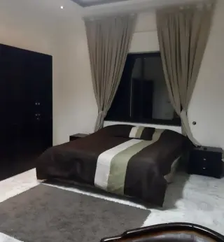 الصورة 12 من 12