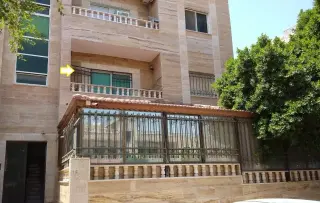 Apartment for sale in Al Sakaneyeh 3 – photo 2