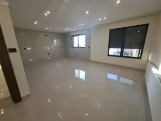 الصورة 2 من 10