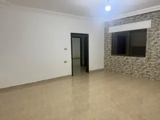 شقة للإيجار في أخرى – صورة 2