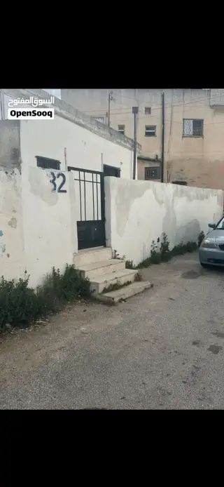 Apartment for rent in Al Khandaq