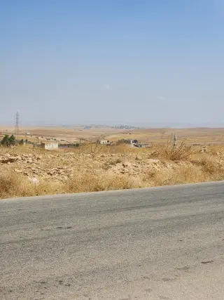 أرض للبيع في Qafqafa – صورة 4