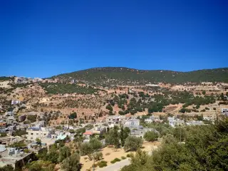 Land for sale in E'in Jana