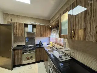 الصورة 11 من 12