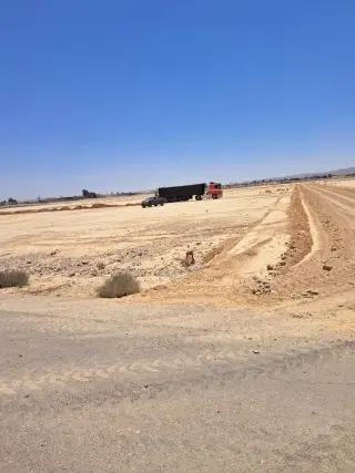 أرض للبيع في Al-Qatraneh