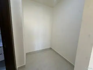 الصورة 10 من 12