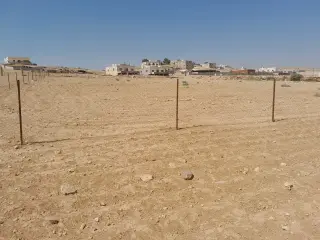 أرض للبيع في Al-Zaytouna