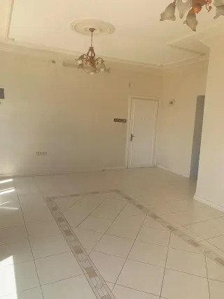 Apartment for sale in Jabal Al Hussain – photo 3
