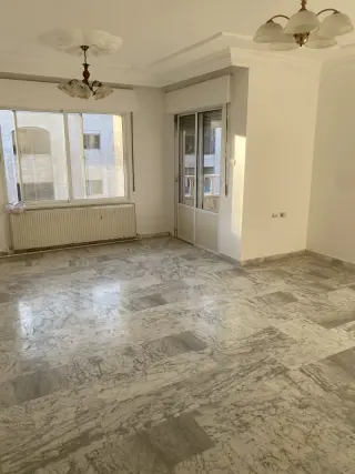 Apartment for sale in Tla' Al Ali Al Sharqi
