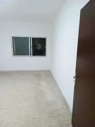 شقة للإيجار في النزهة