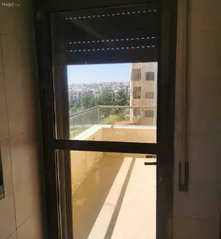 الصورة 4 من 12