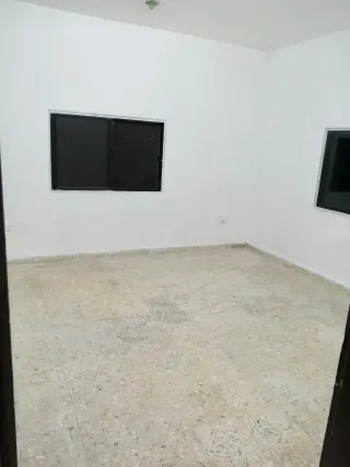 Apartment for rent in Al Qweismeh – photo 2